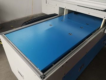 インクジェットA3デジタル衣服のTシャツの印字機の220V/110V多窓の設計