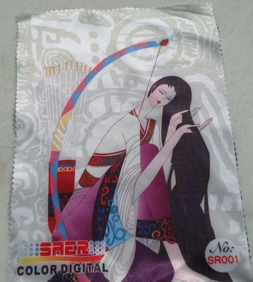 カーテンの作成のための白いポリエステル サテンのデジタル印刷の生地