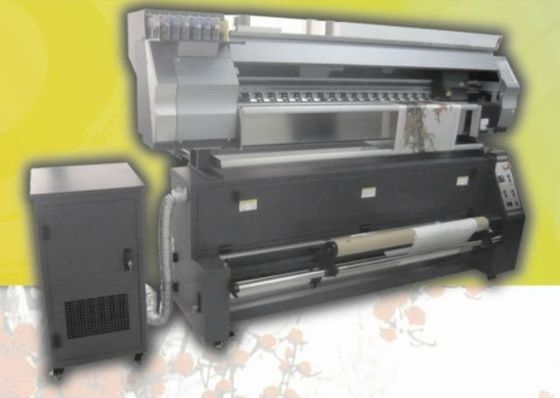 Mutoh の昇華プリンター Epson DX5 のヘッド屋内屋外を転がす直接ロール