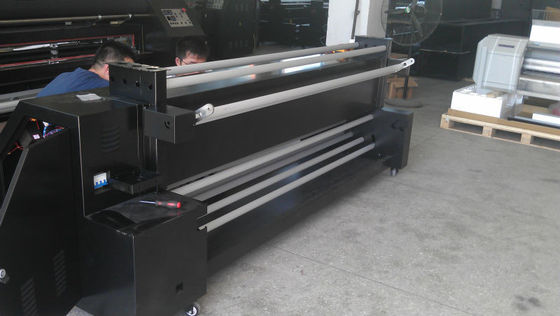 色の生地を熱する Automotic の織物染料の昇華装置