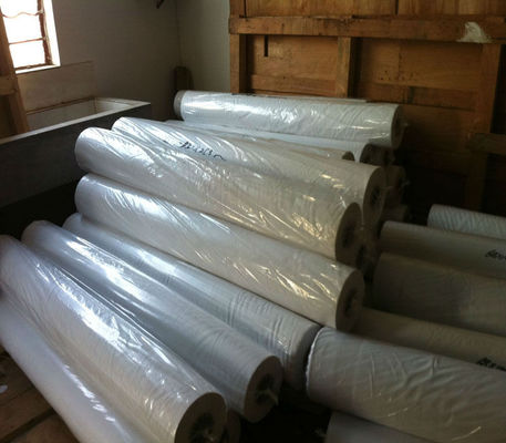 上塗を施してあるゆがみが付いているデジタル昇華印刷の生地はポリエステルを編みました